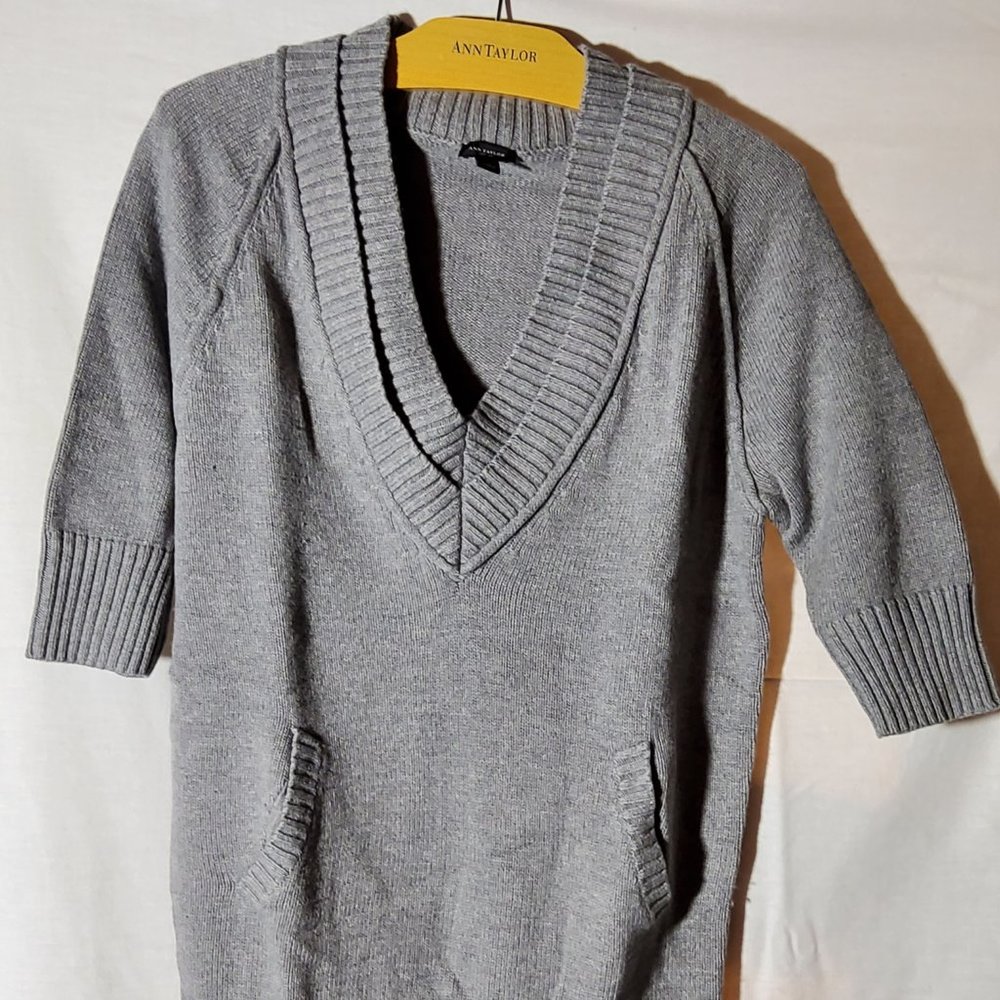 Ann Taylor, Size Small, and Gray
